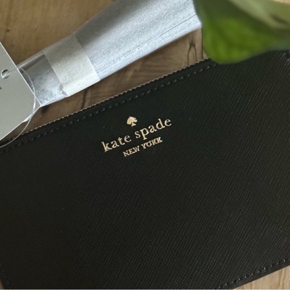NWT Kate Spade Lucy Small L-Zip Wristlet - Picture 9 of 9